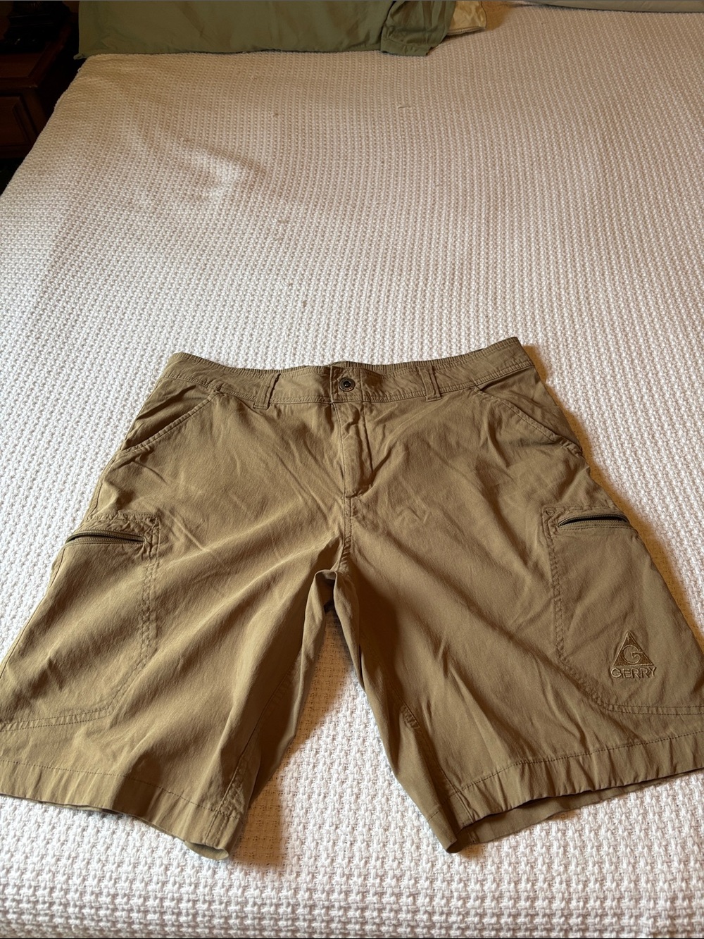 Gerry Weber Men's Cargo Shorts in Khaki Brown